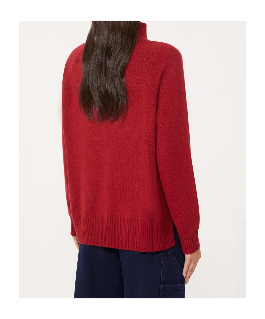 Long-Sleeved Turtleneck