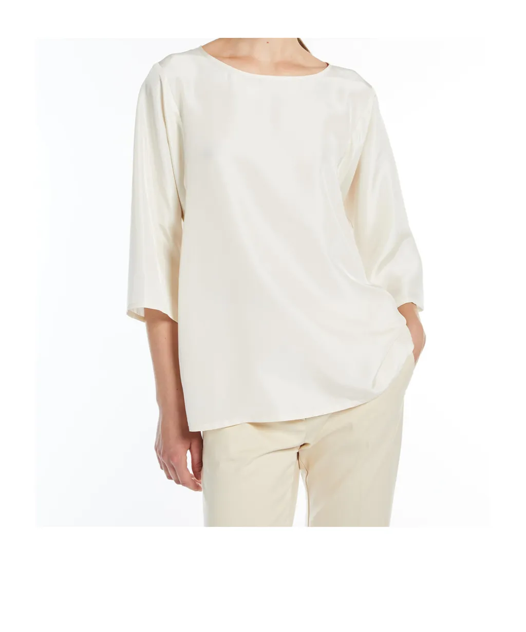 Crewneck Three-Quarter-Sleeved T-Shirt