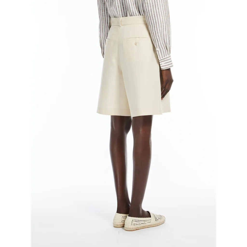 Cotton And Linen Flared Bermuda Shorts