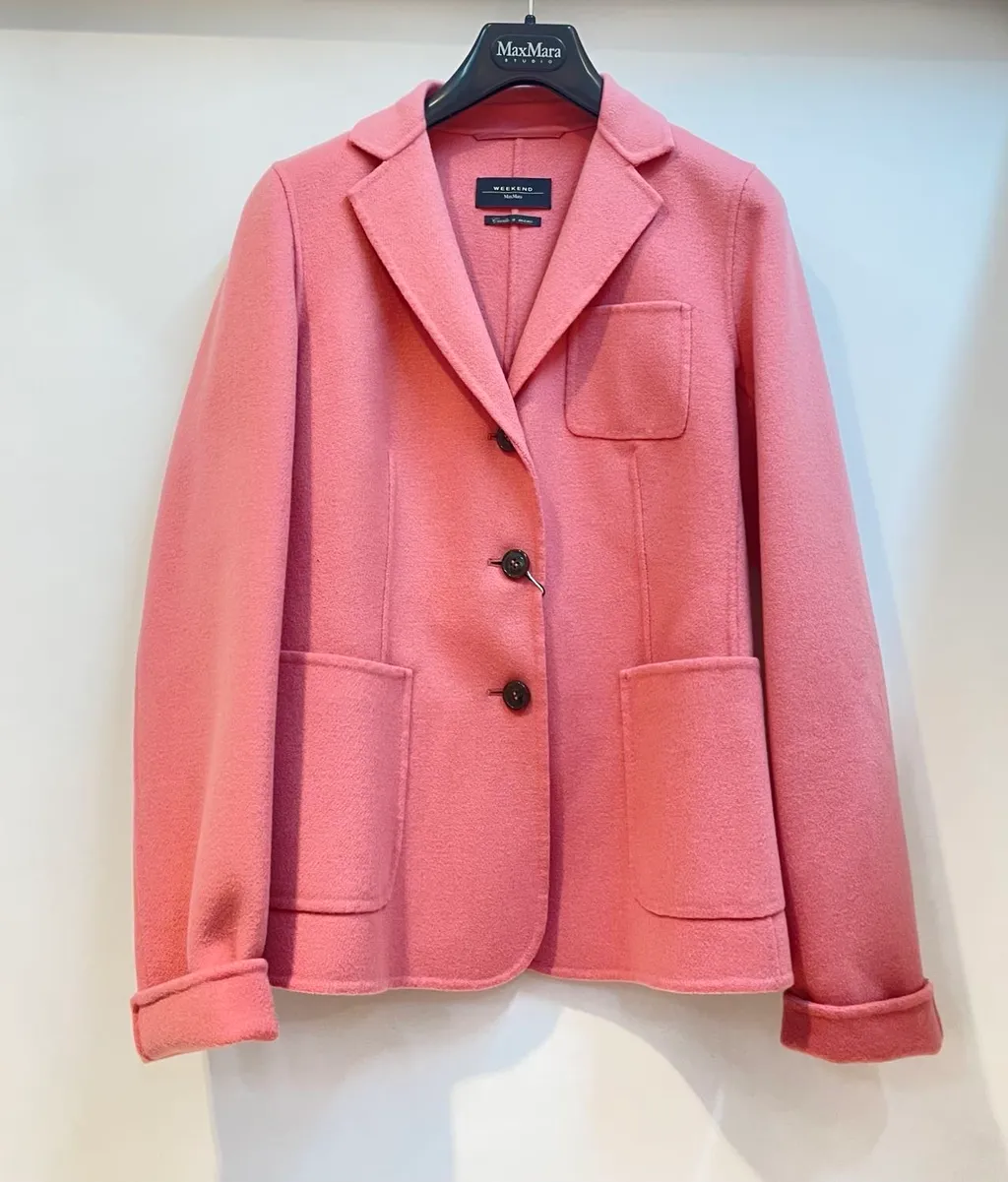 Long-Sleeved Suit Coat