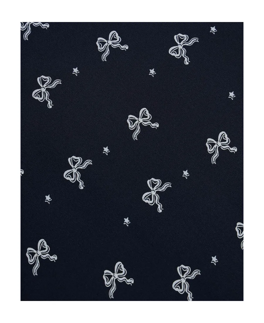 Long-Sleeved Pullover