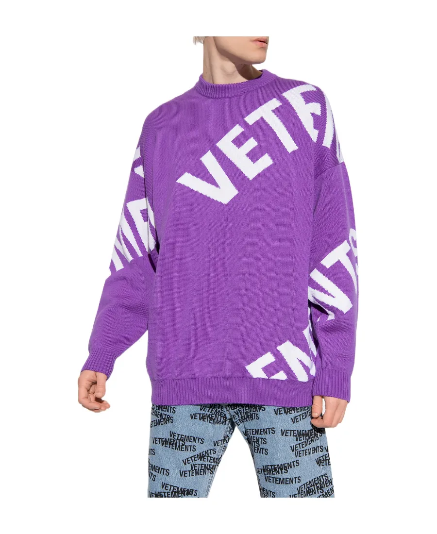 Logo Sweater