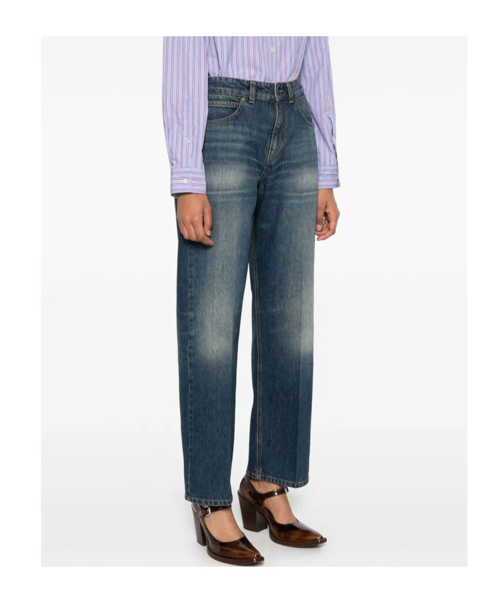 Belt-Loop Jeans