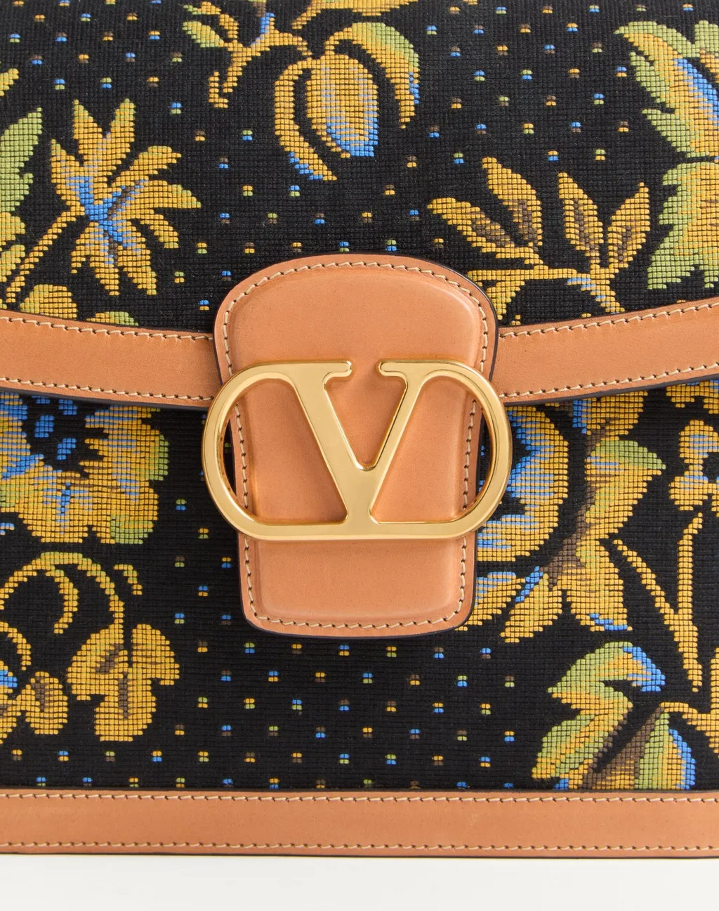 9To5 Jacquard Shoulder Bag With Floral Pattern