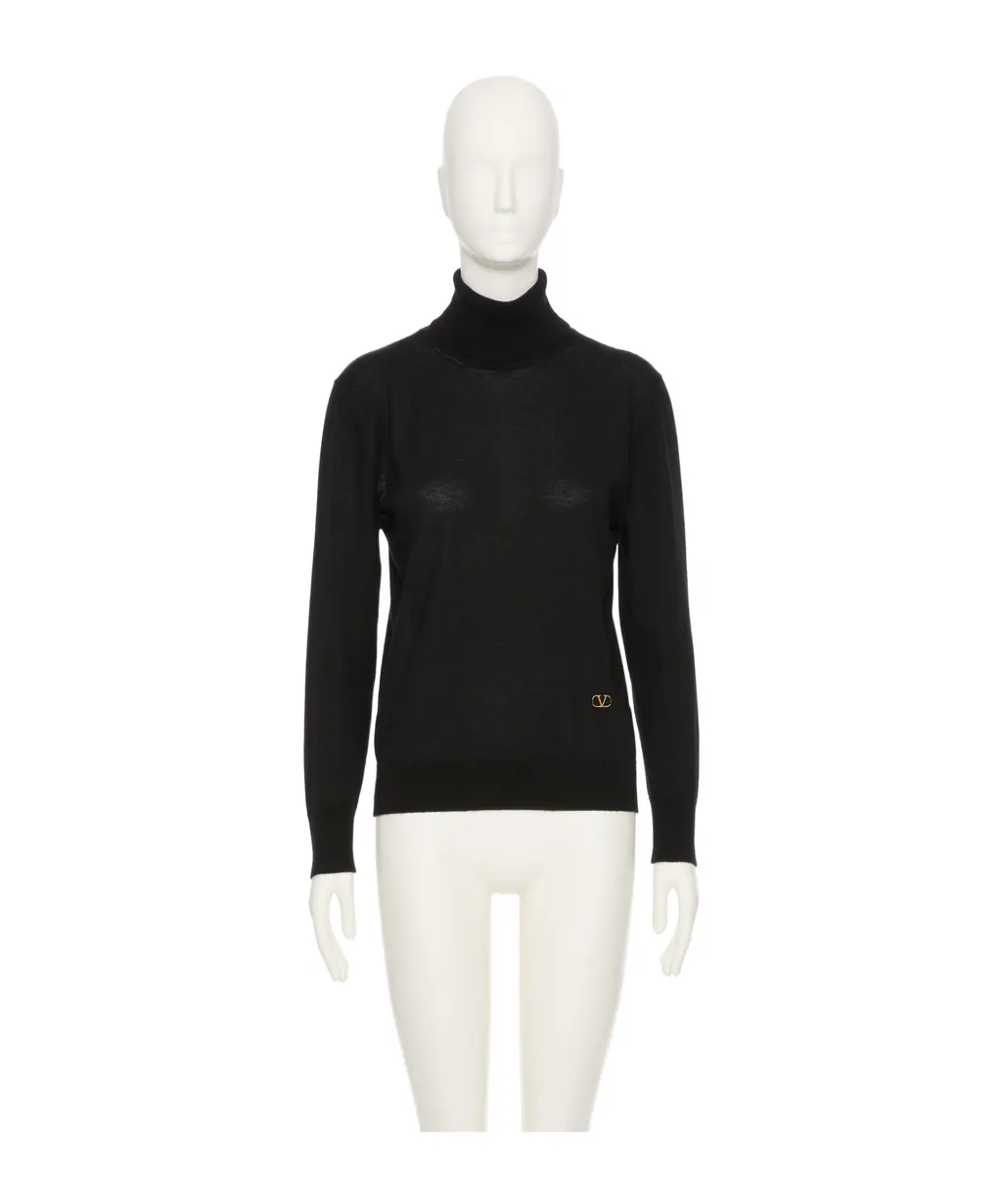 Long-Sleeved Sweater