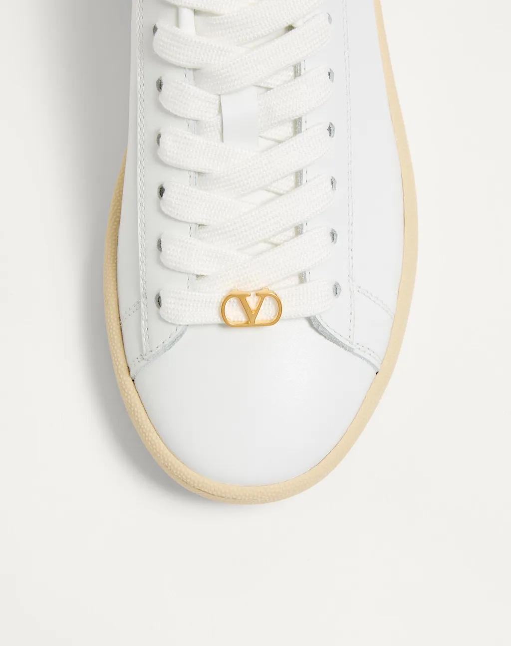 Royco Vlogo Signature Lace-Up Sneakers
