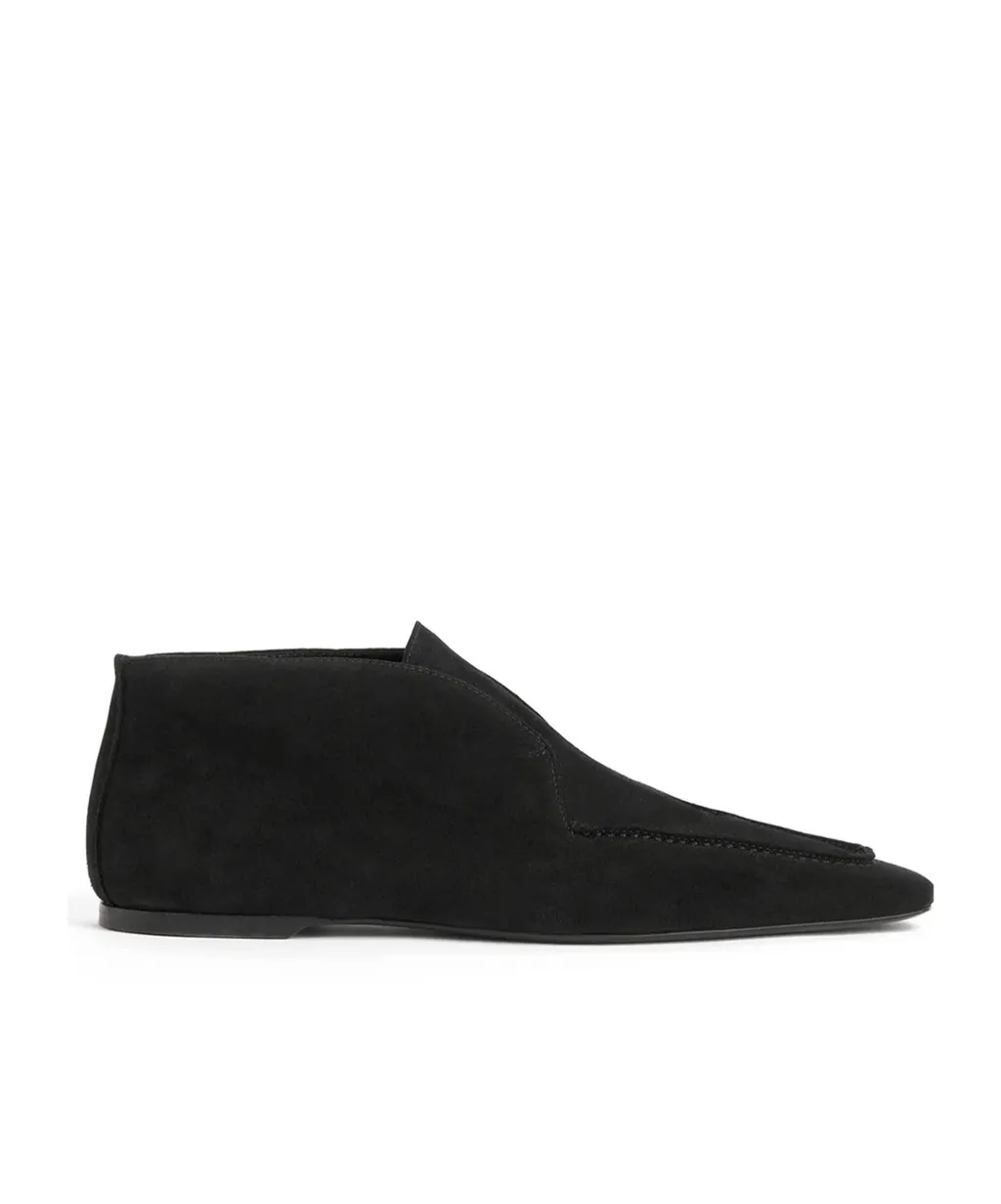 Square-Toed Short Boots