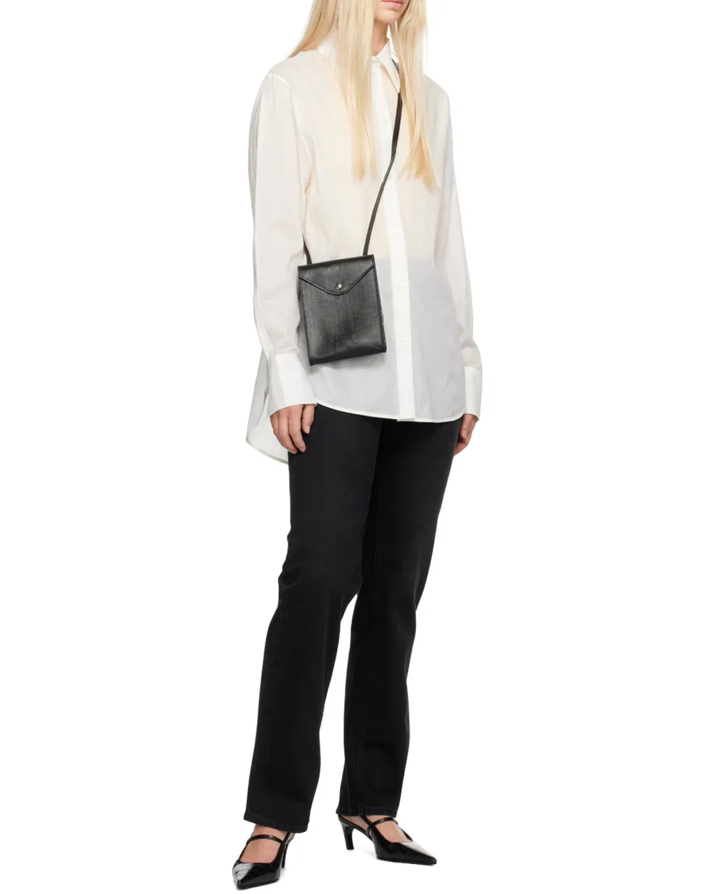 Classic Cut Straight-Leg Jeans