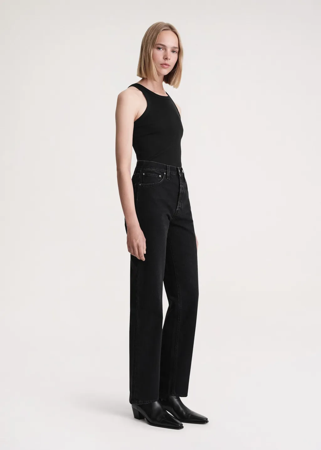 Classic Cut Straight-Leg Jeans