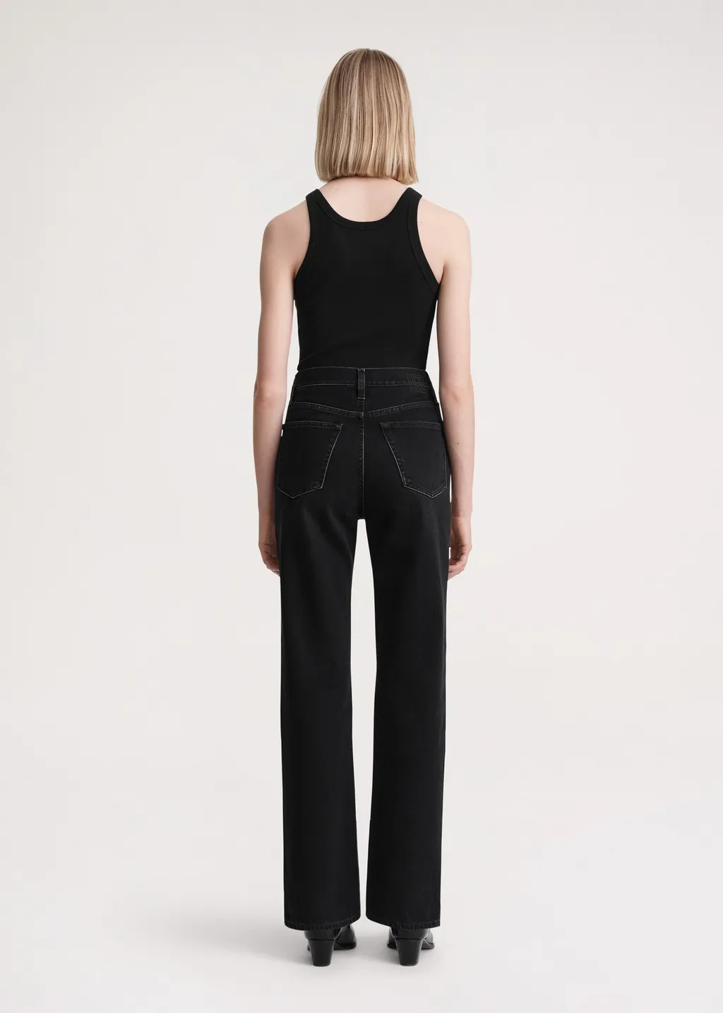 Classic Cut Straight-Leg Jeans