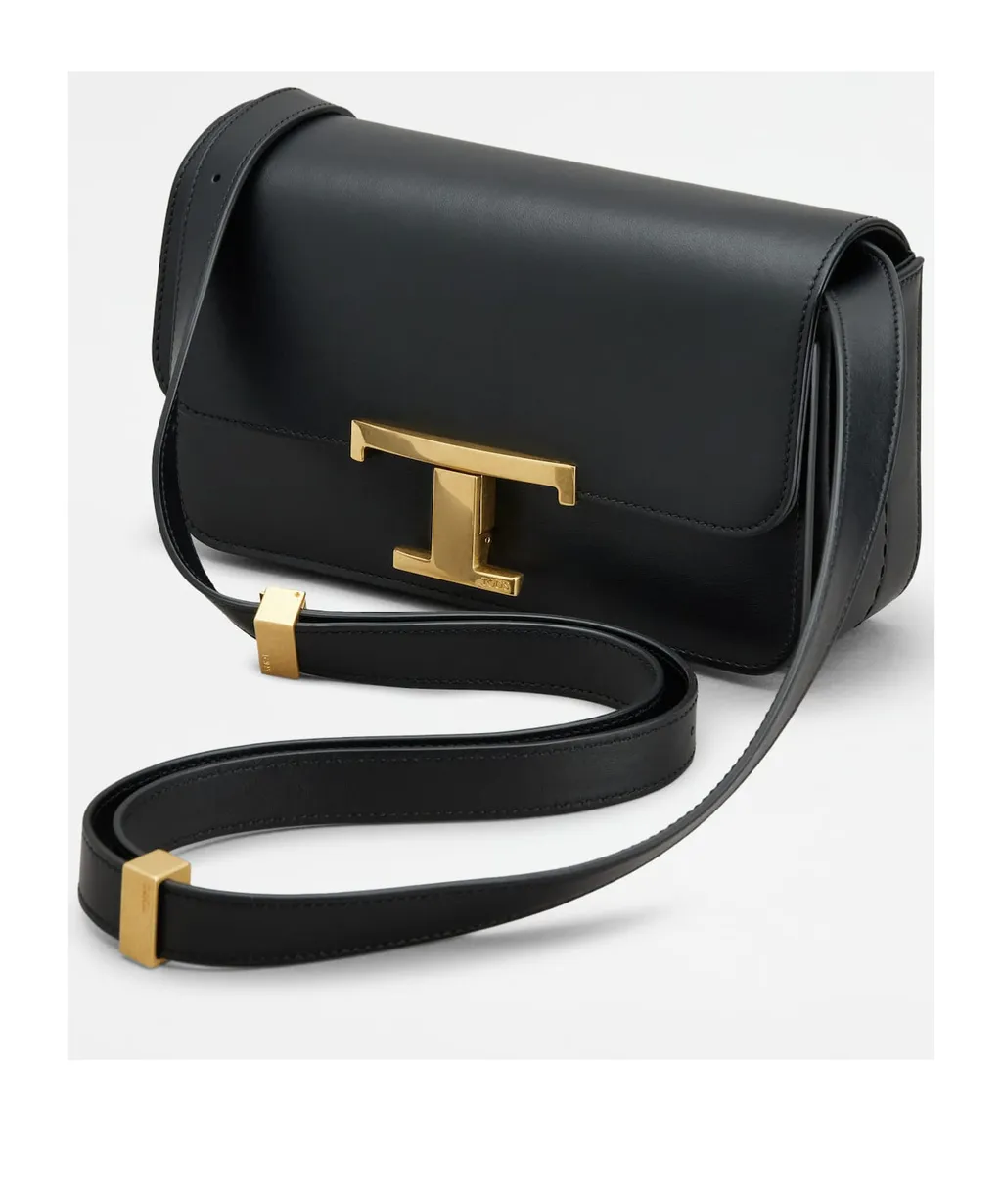 T Timeless Logo Plaque Shoulder Bag