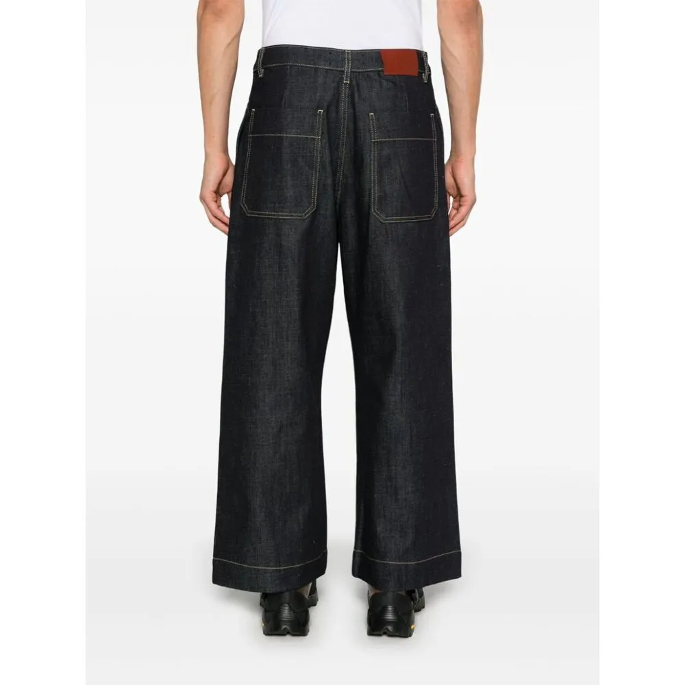 Belt-Loop Jeans