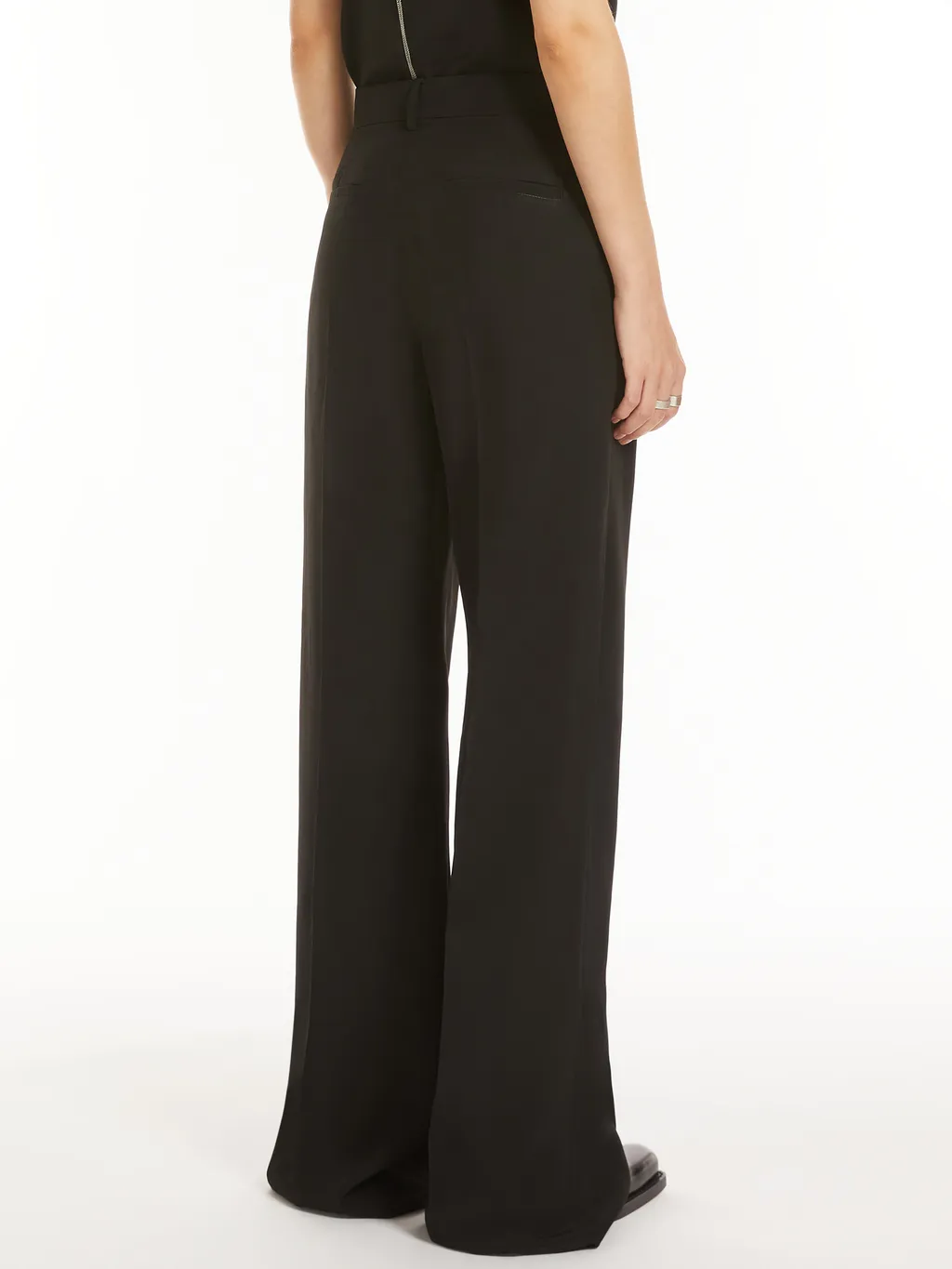Orario Pleat Detailed Pants
