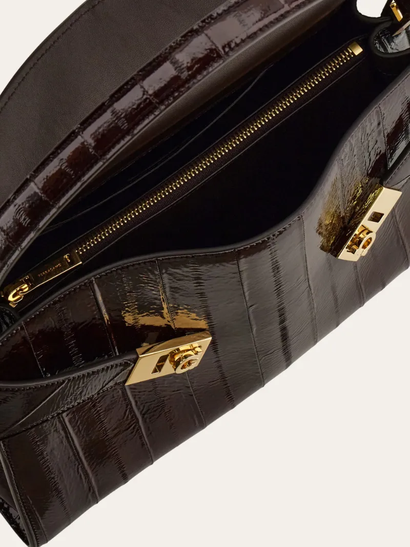 Hug Soft Shoulder Bag