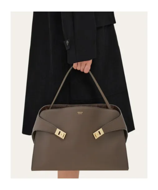 Hug Soft Bicolor Shoulder Bag