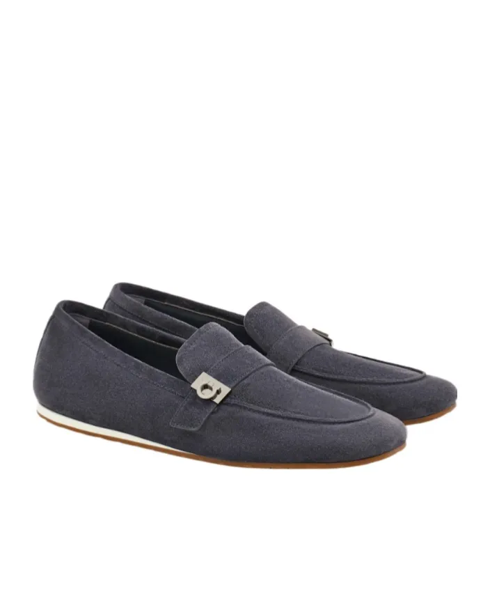 Hug Buckle Loafer