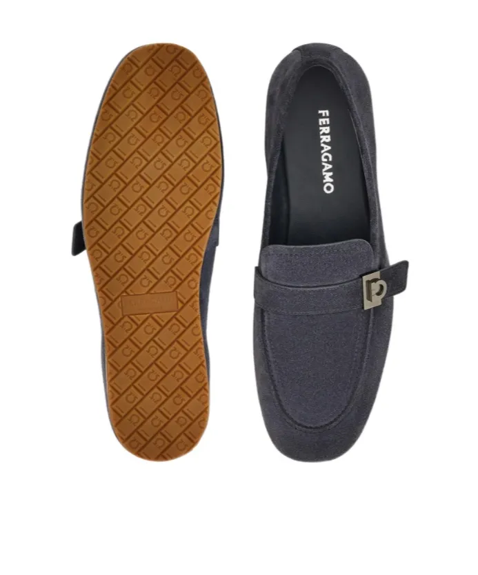 Hug Buckle Loafer