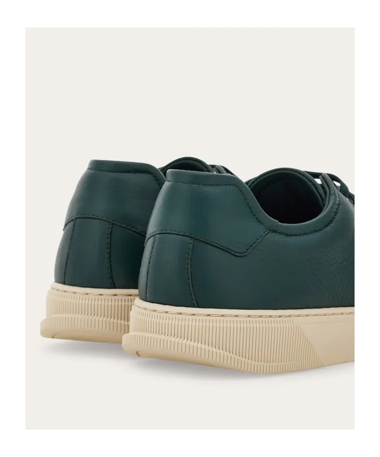 Elastic Lace Sneaker