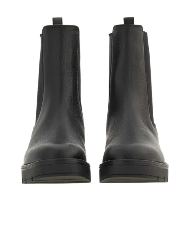Chelsea Boot