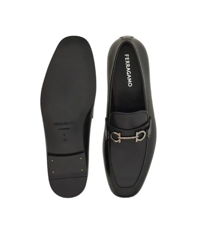Gancini-Plaque Loafers