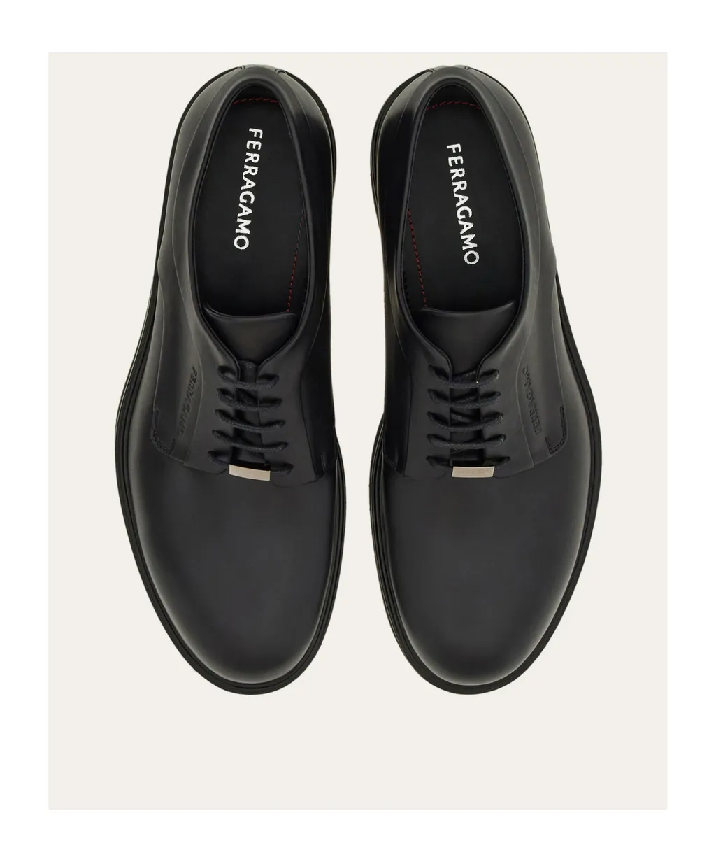 Cervantes Round Toe Lace-Up Shoes