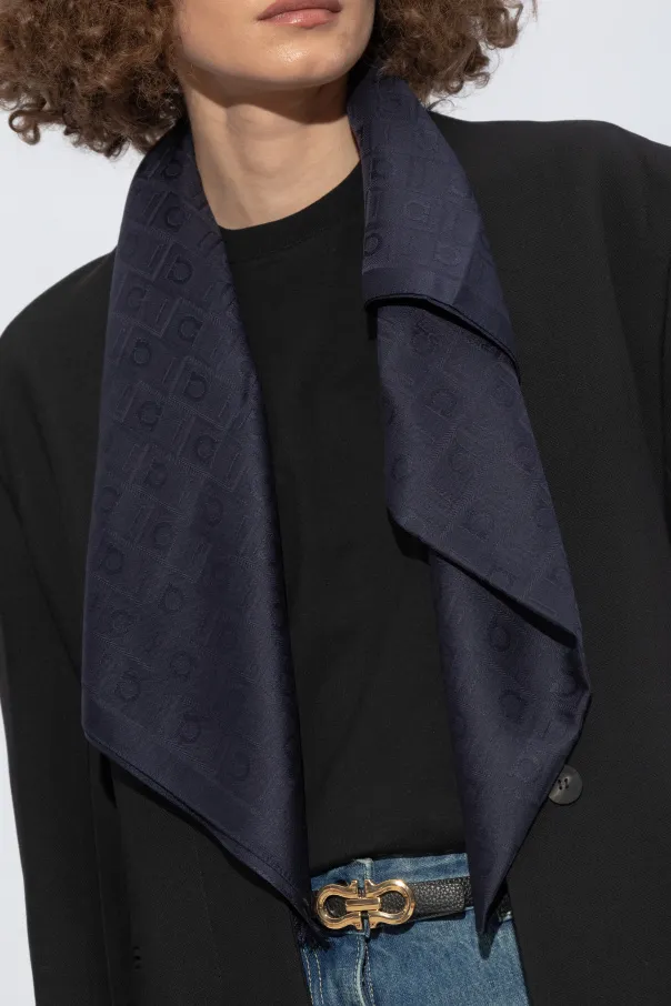 Logo Scarf
