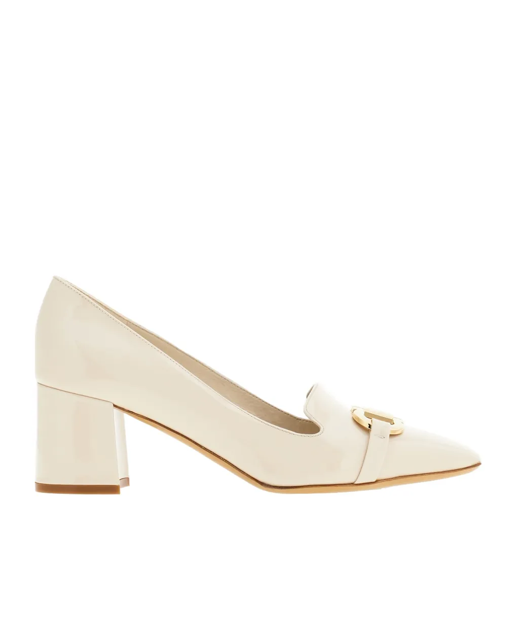 Gancini Decorates High-Heeled Love Shoes