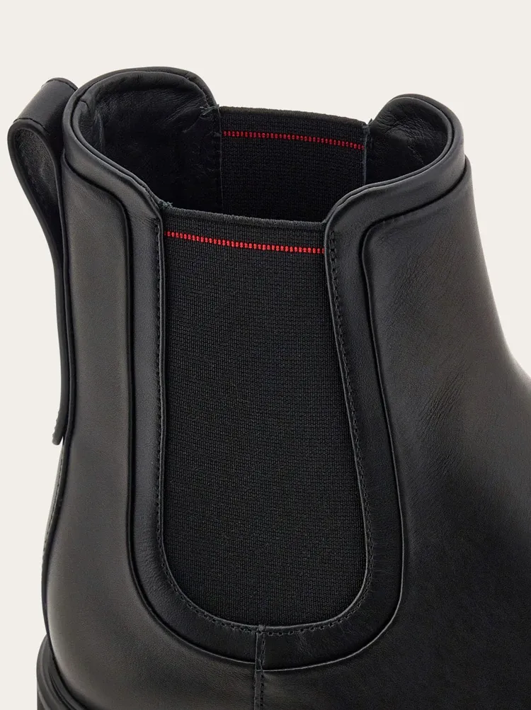 Round-Toe Chelsea Boots