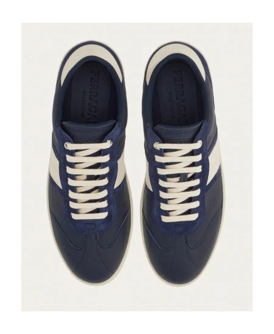 Low-Top Trainers