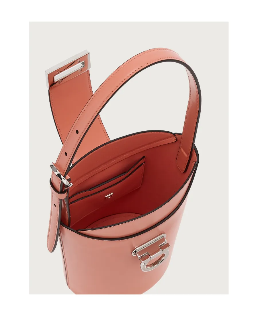 Trifolio Logo Engraved Shoulder Bag