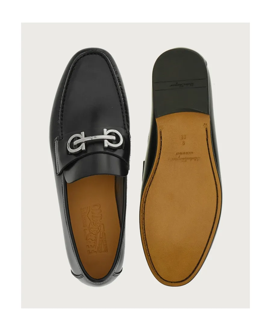 Gancini Decorated Love Shoes