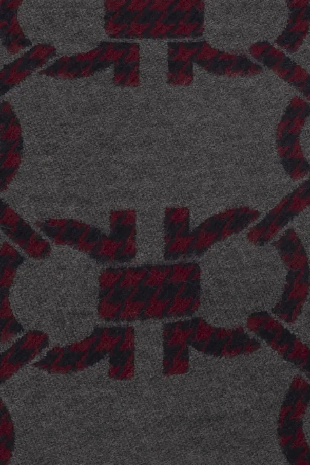 Logo Scarf, 3