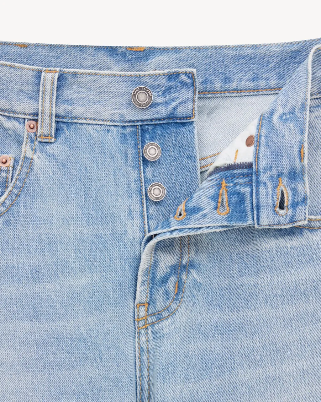 Mid-Rise Baggy Jeans