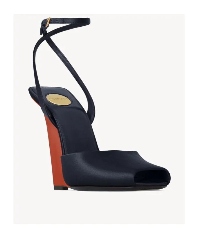 La Scandale Wedge Sandals