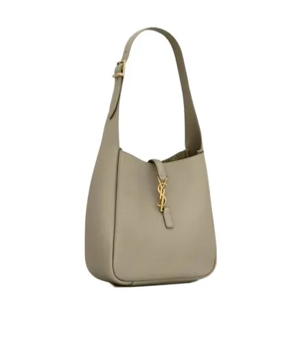 Le 5 à 7 Logo Plaque Shoulder Bag