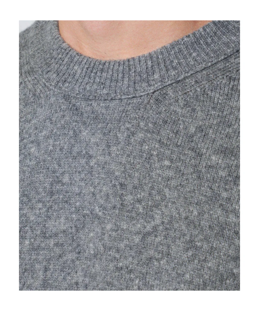 Crew Neck Long-Sleeved Sweater