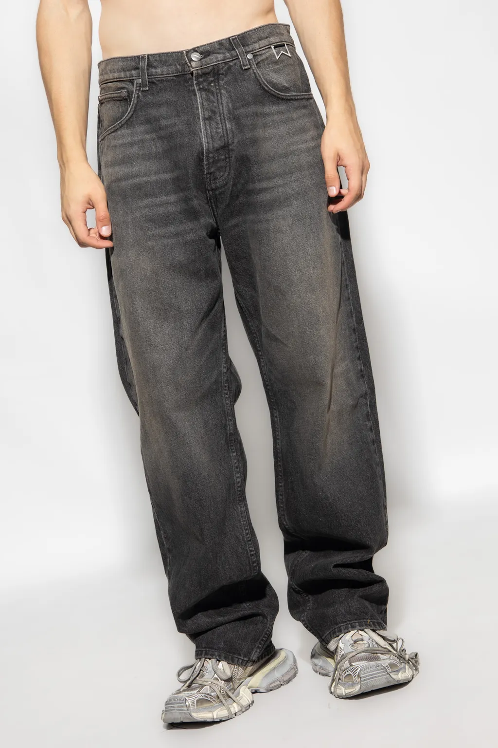 Mid-Rise Wide-Leg Jeans