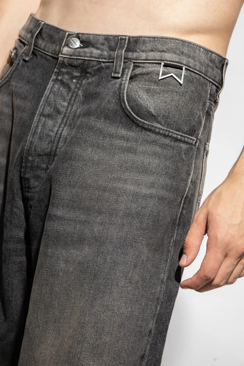 Mid-Rise Wide-Leg Jeans