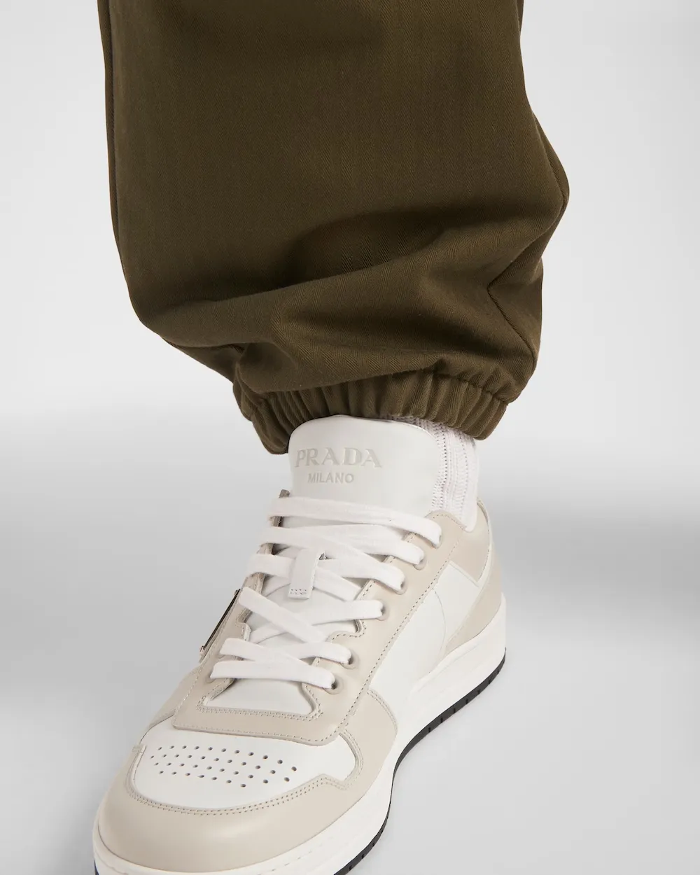 Downtown Logo Sneakers