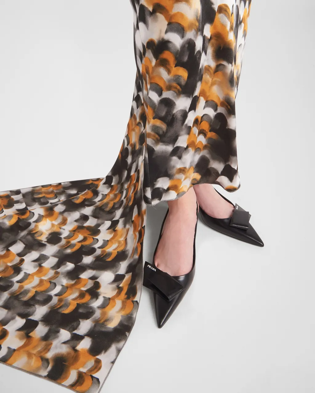 Pointed Toe Slingback Pumps