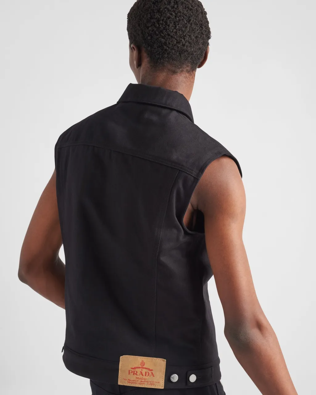 Triangle-Logo Button-Up Gilet