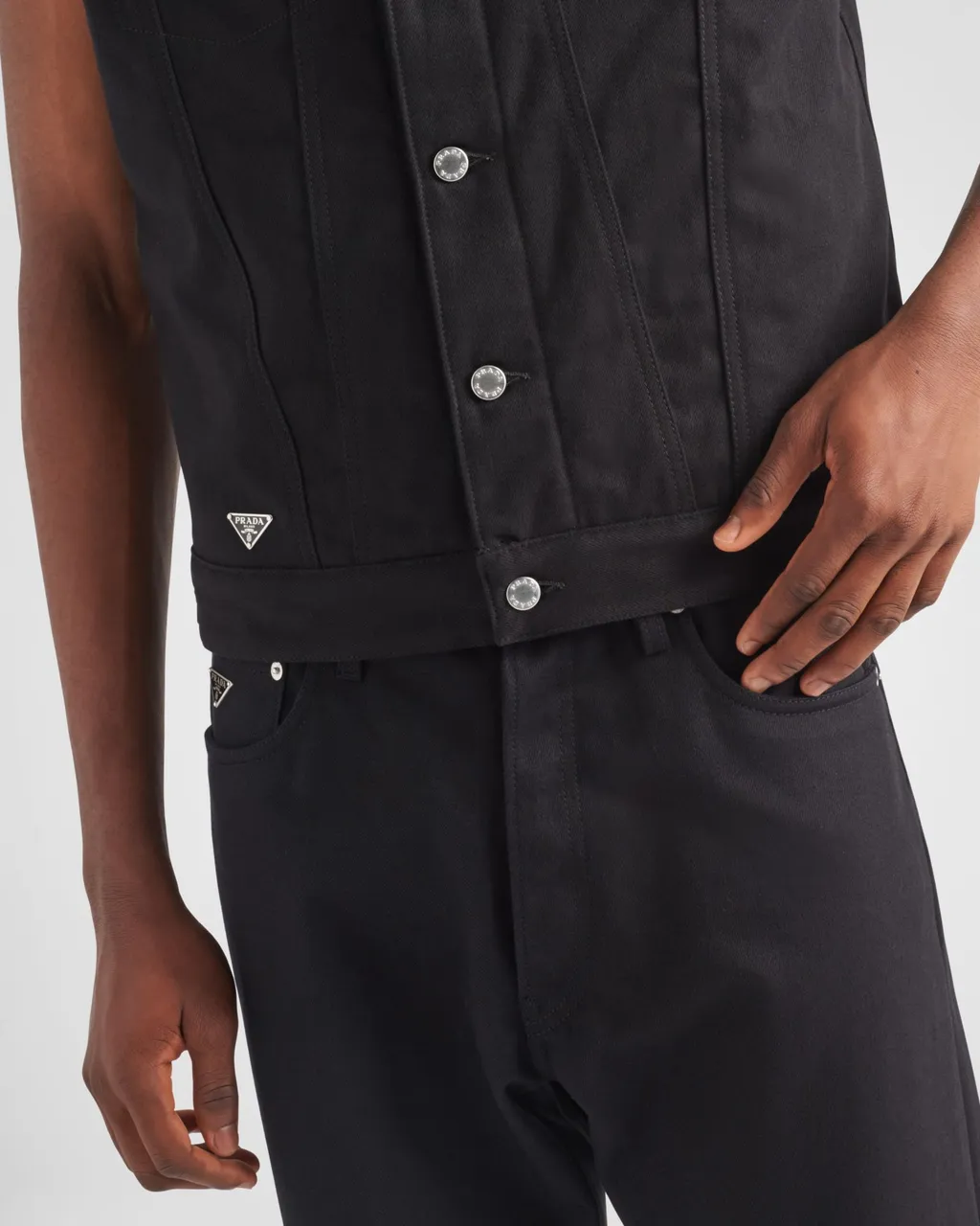Triangle-Logo Button-Up Gilet