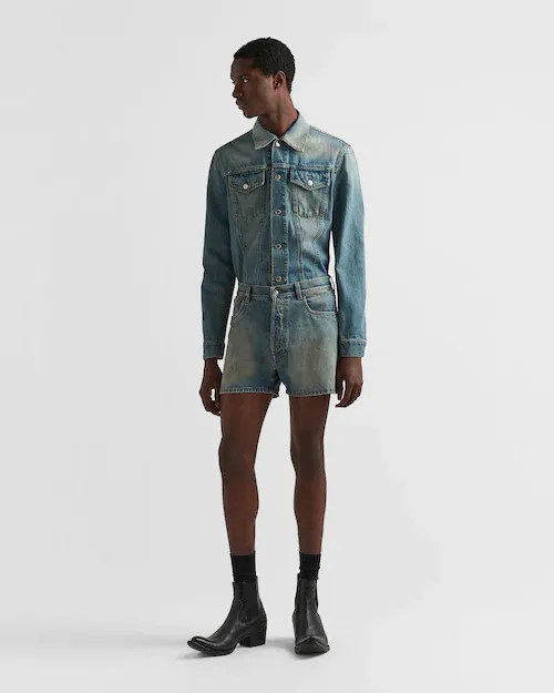 Enamelled Tag Detailed Denim Jacket