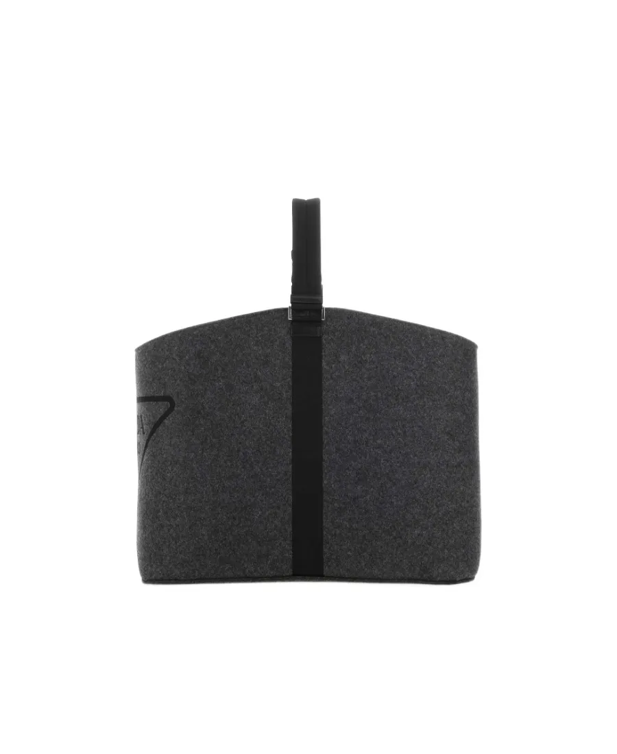 Felt Log Carrier
