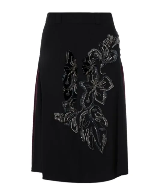 Skirt Decorated With Crystal And Floral Patterns