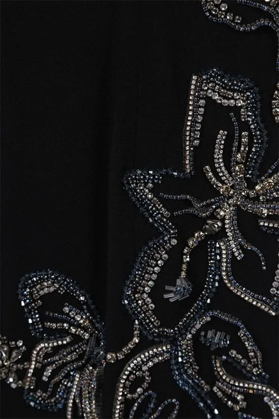 Skirt Decorated With Crystal And Floral Patterns