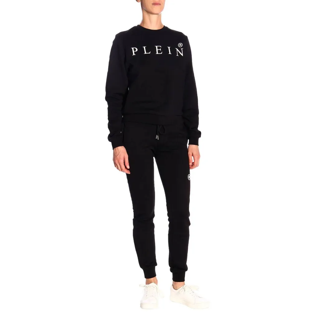 Round-Necked Sweater