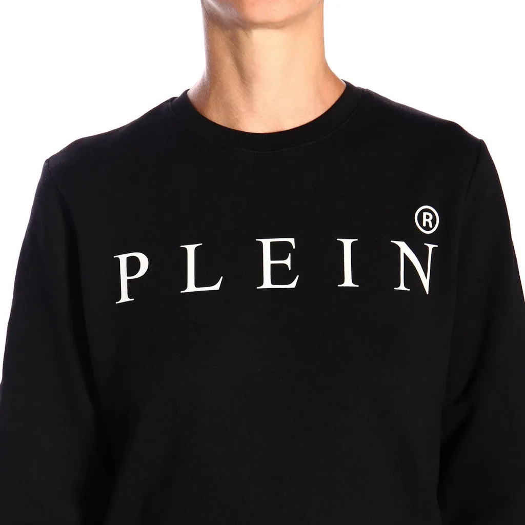 Round-Necked Sweater