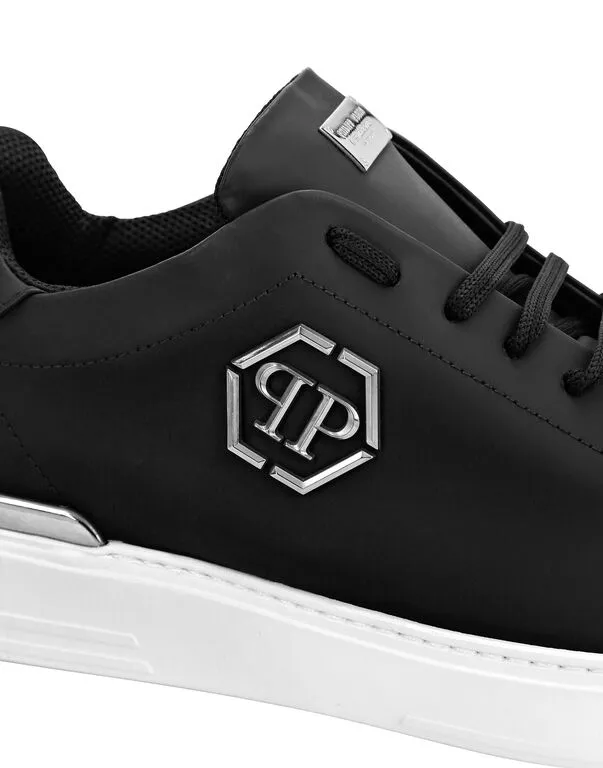 Logo Details Casual Sports Shoes