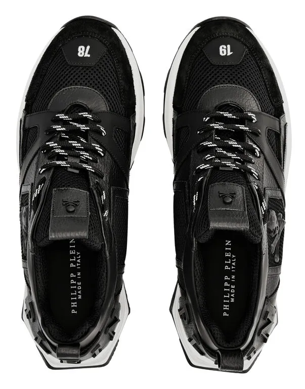 Logo Details Casual Sneakers
